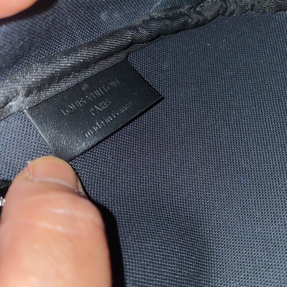 Louis Vuitton trio messenger (small size) - Picture 12 of 17